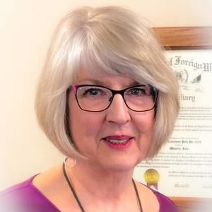 Meet your Posher, Janet